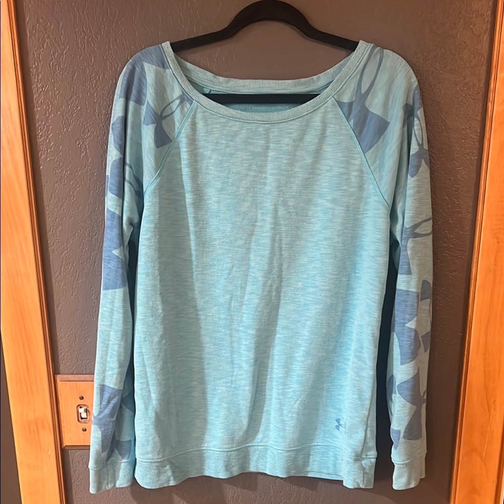 Under armor Long Sleeve Sweatshirt
